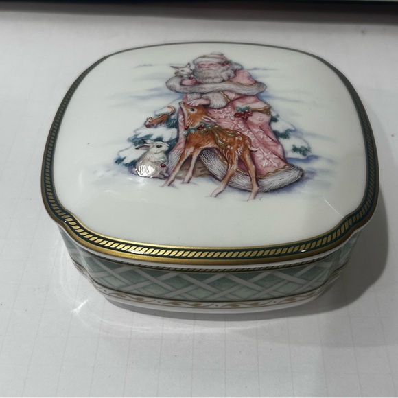 Fitz and Floyd Winter Holiday - Picture 2 of 9